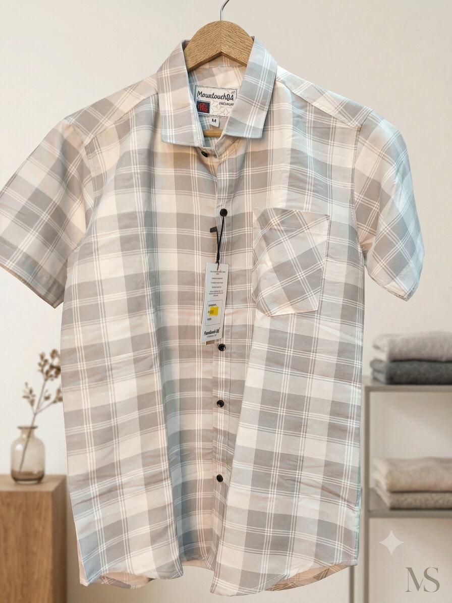 Wine Solid Casual Half Sleeve Shirt